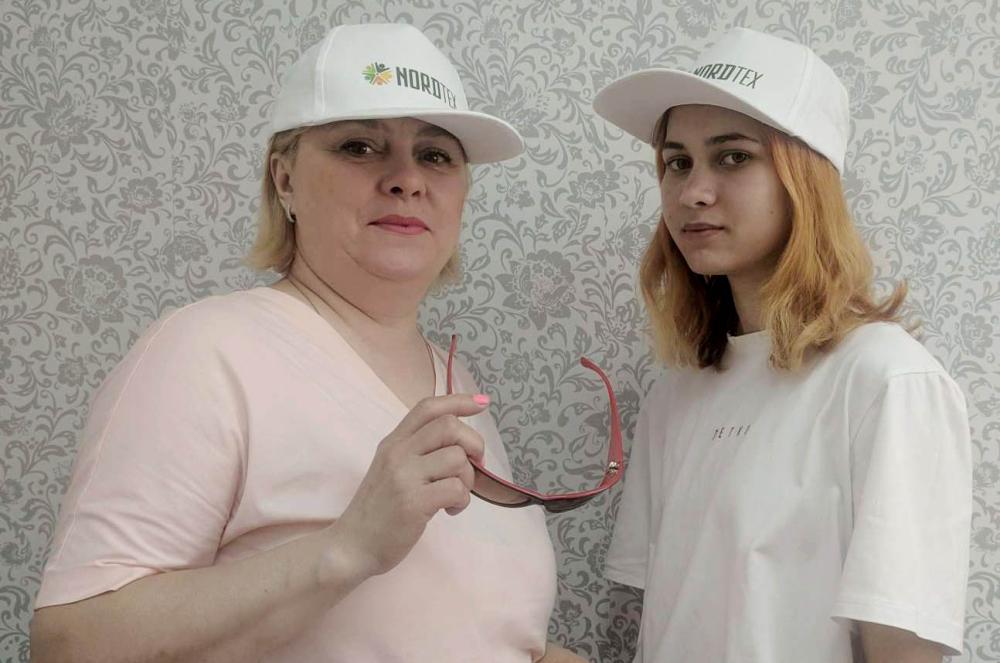 Бейсболки с логотипом для компании "NORDTEX" - реализованные проекты рекламного агентства "Отличная Идея" Бейсболки с логотипом для компании "NORDTEX" - реализованные проекты рекламного агентства "Отличная Идея"