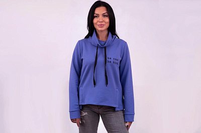 Предметная съёмка трикотажного свитшота фиолетового цвета