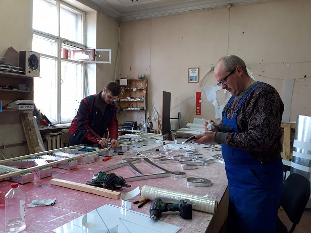 Вывеска для компании "Гиппократ" - реализованные проекты рекламного агентства "Отличная Идея" Вывеска для компании "Гиппократ" - реализованные проекты рекламного агентства "Отличная Идея"