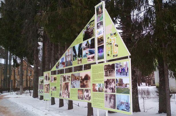 Оригинальный стенд для Плеса - реализованные проекты рекламного агентства "Отличная Идея"