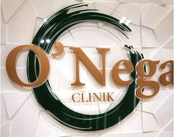 Логотип из оргстекла в холле